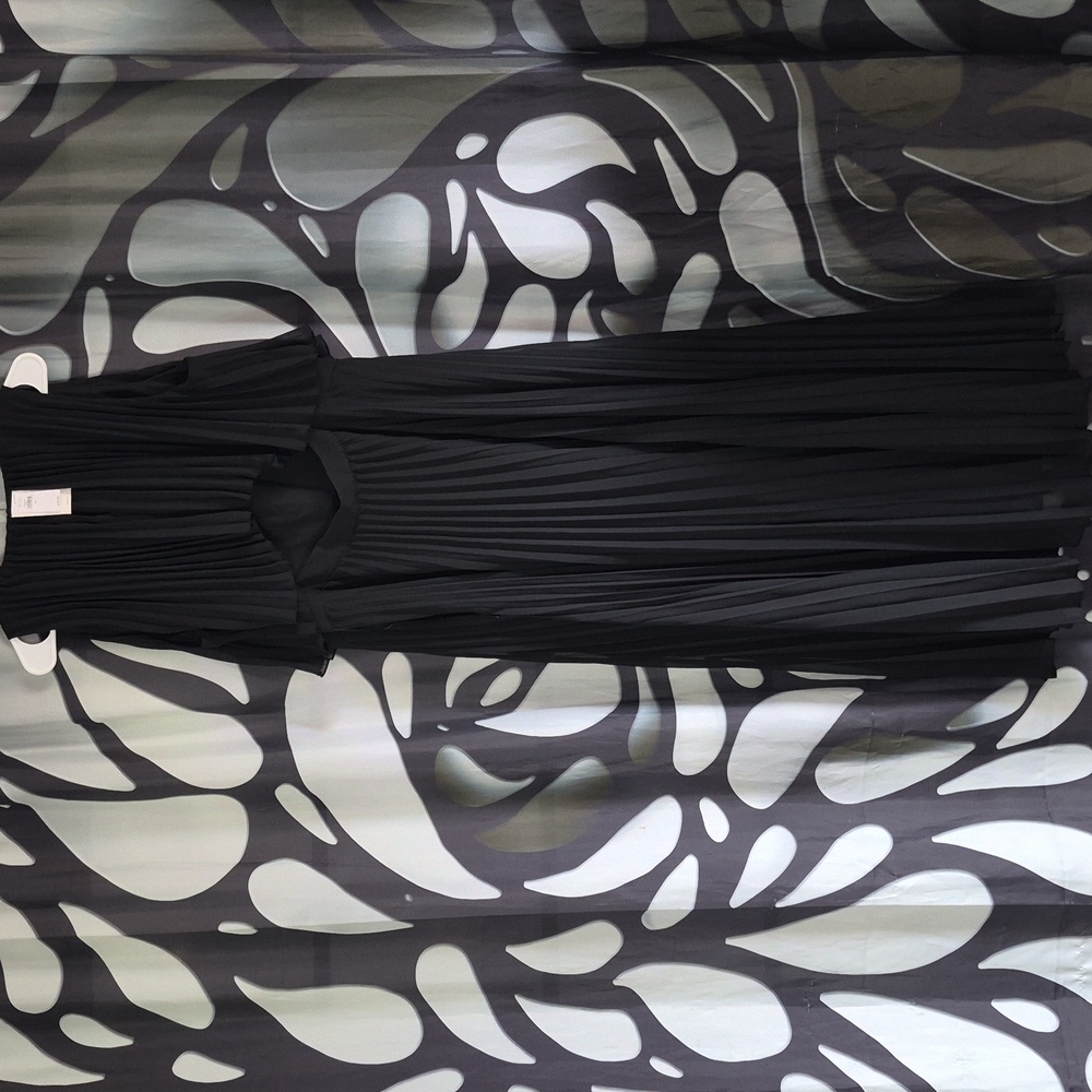 NEW Banana Republic sz 14 Black Pleated Chiffon Maxi Dress - Picture 6 of 11